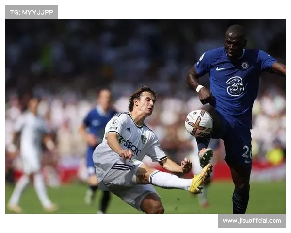 迪亚斯梦幻与失控之夜：4分钟闪击双响，半场染红留隐患